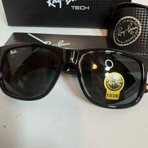 Ray-Ban Tech Justin Carbon Fibre Sunglasses RB4165 Black G-15 NEW